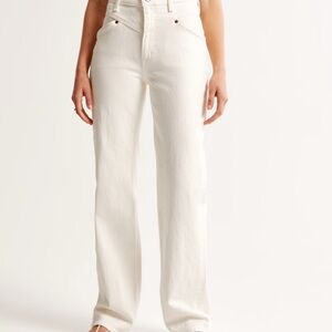 Abercrombie & Fitch Ecru High Rise 90s Relaxed Jeans- Size 27
